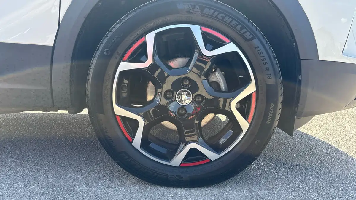 2023-vauxhall-mokka-12-gs-130ps-auto-big-16