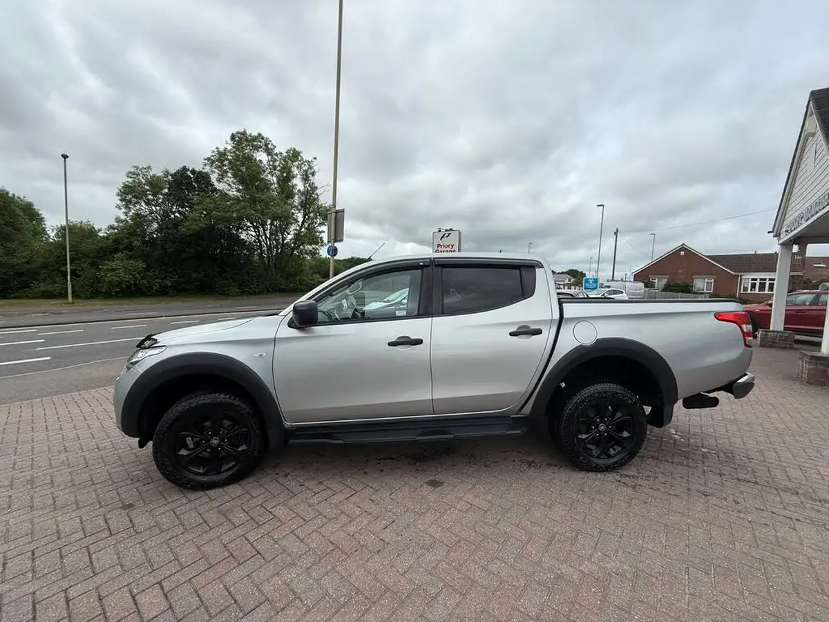 2019-fiat-fullback-24td-cross-auto-big-3