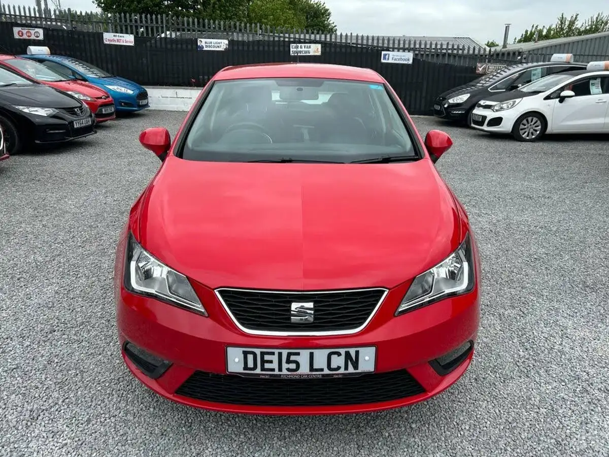 2015-seat-ibiza-12-i-tech-hatchback-5d-big-2