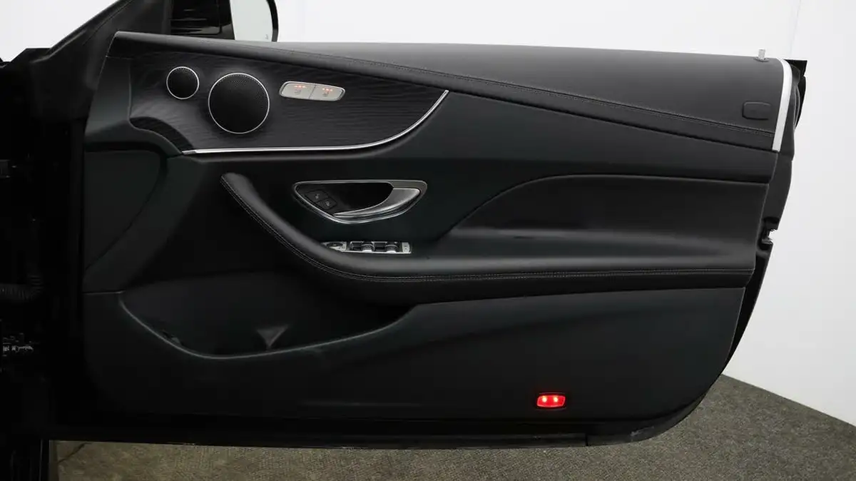2019-mercedes-benz-e-class-20d-e220d-amg-line-cabriolet-2d-plus-big-14