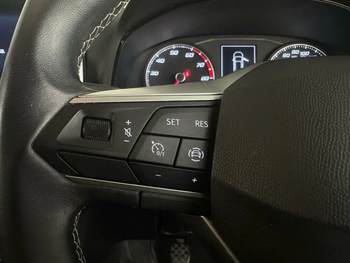 2022-seat-ibiza-10-tsi-xcellence-95ps-big-19
