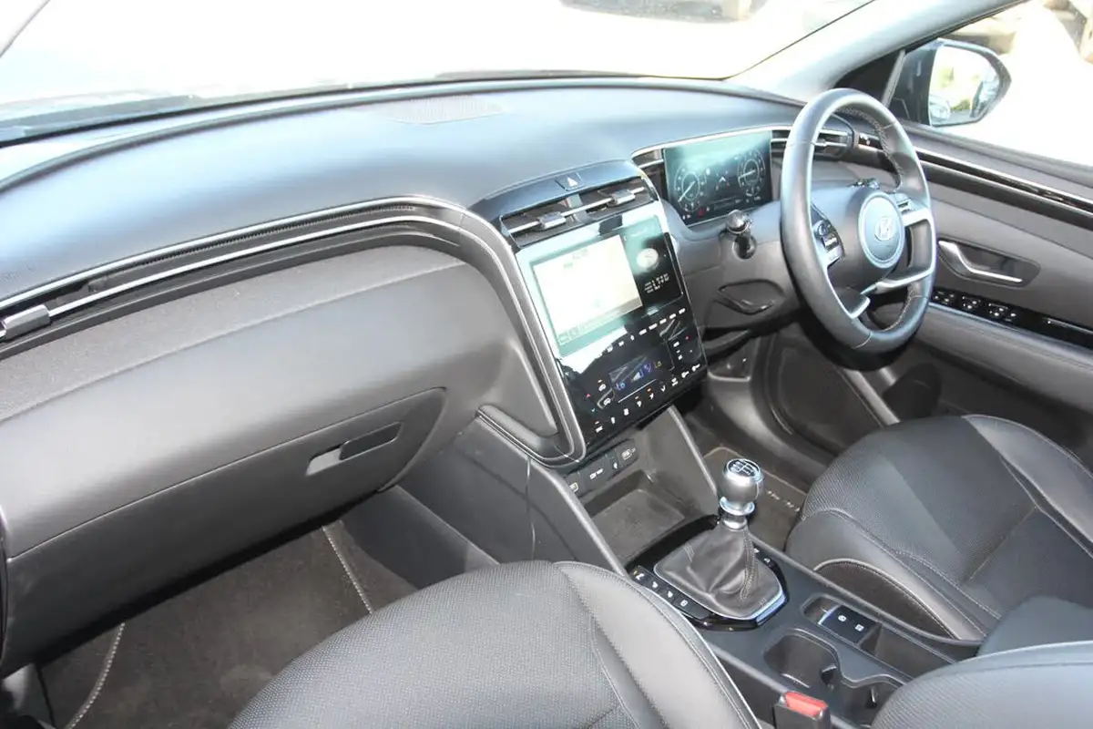 2023-hyundai-tucson-16-t-gdi-ultimate-150ps-big-11