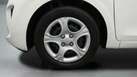 2022-kia-picanto-10-1-small-18