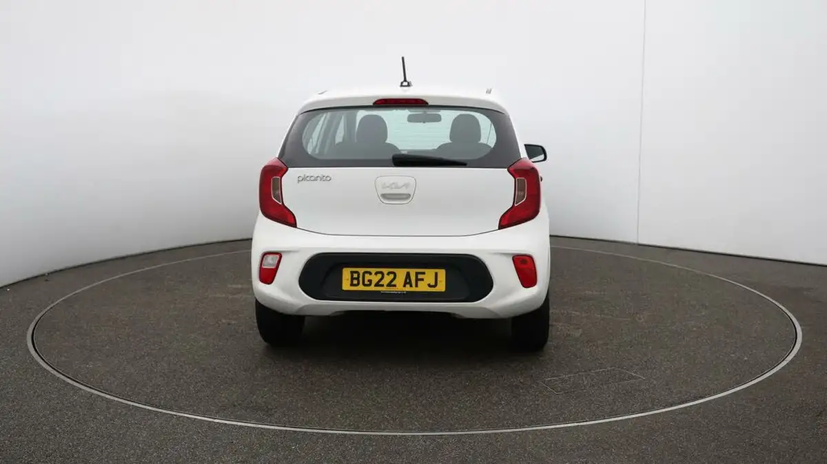 2022-kia-picanto-10-1-big-55
