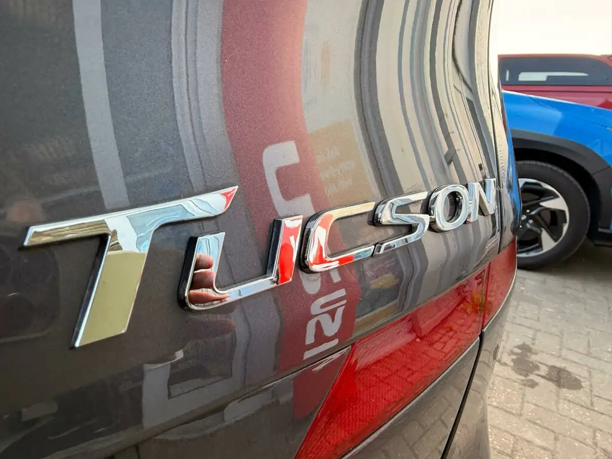 2018-hyundai-tucson-16-t-gdi-premium-se-2wd-big-8