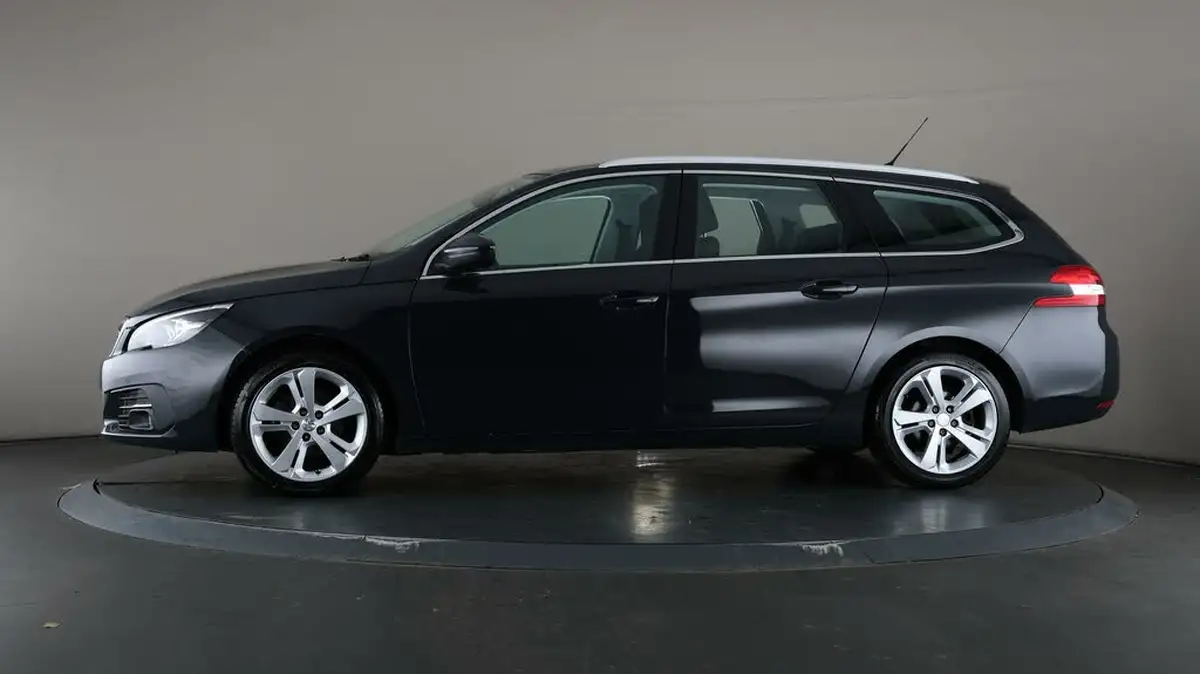 2020-peugeot-308-sw-12-puretech-allure-130bhp-big-37