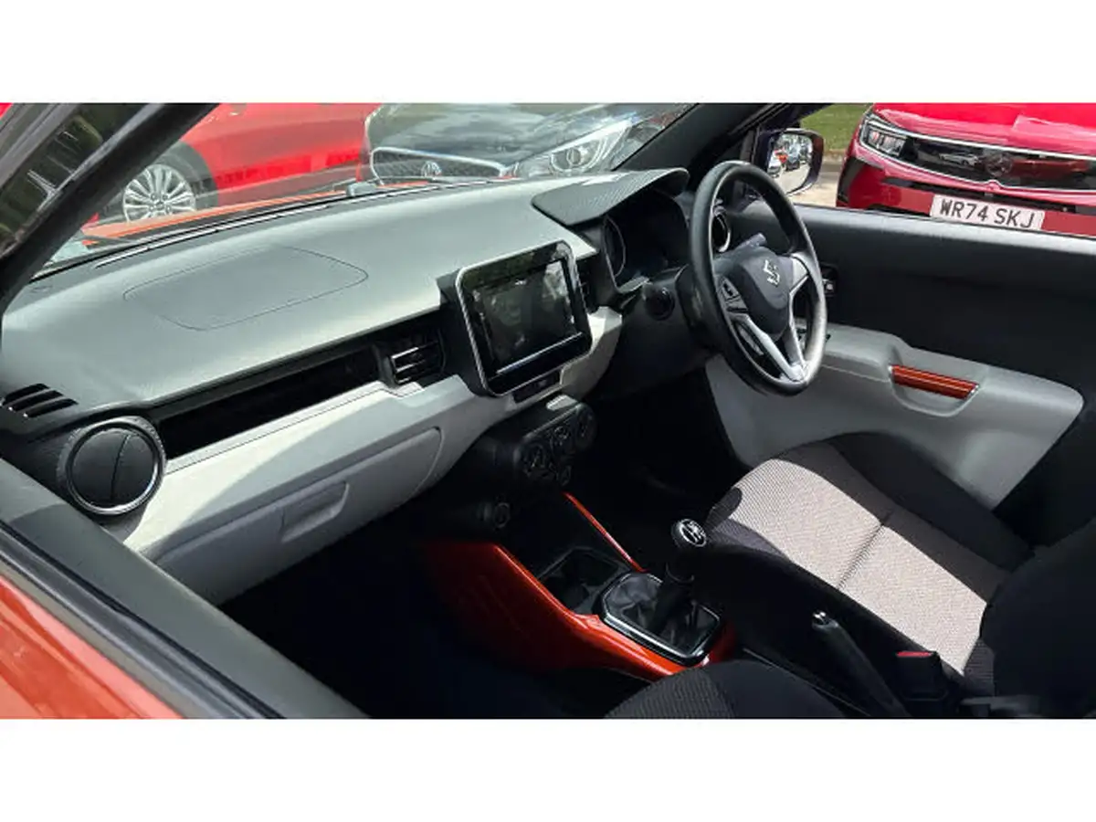 2018-suzuki-ignis-12-dualjet-sz-t-big-1