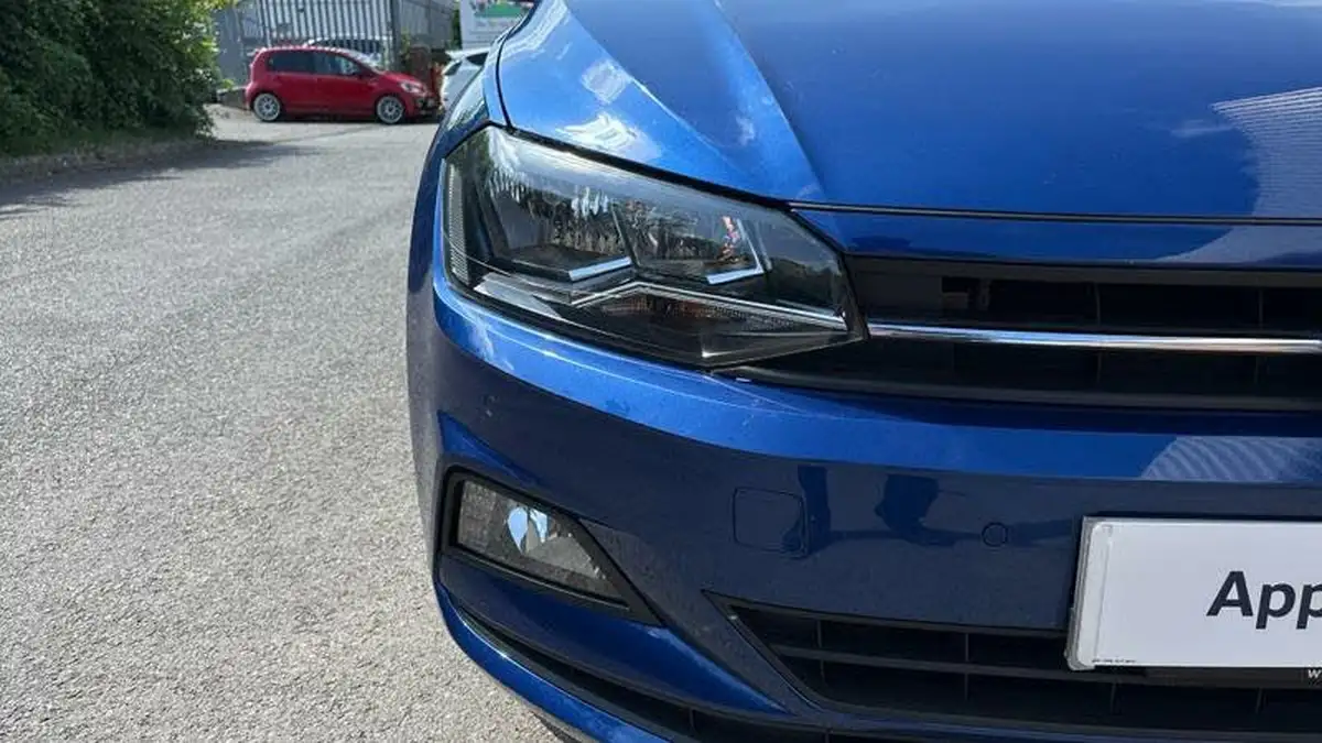 2021-volkswagen-polo-10-tsi-active-big-15
