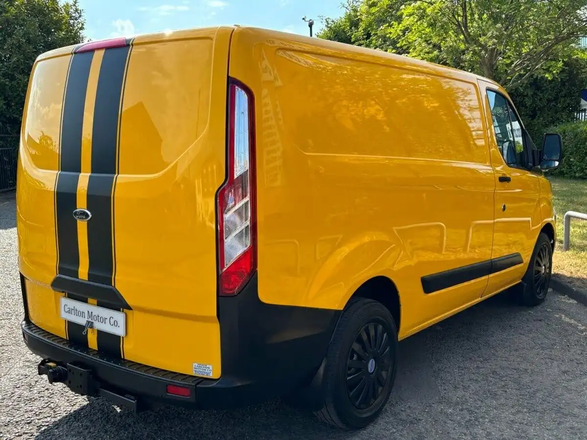 2019-ford-transit-custom-20tdci-340-l1h1-leader-130pseu6dt-big-10