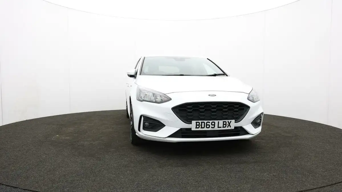 2019-ford-focus-10t-st-line-x-hatchback-big-52