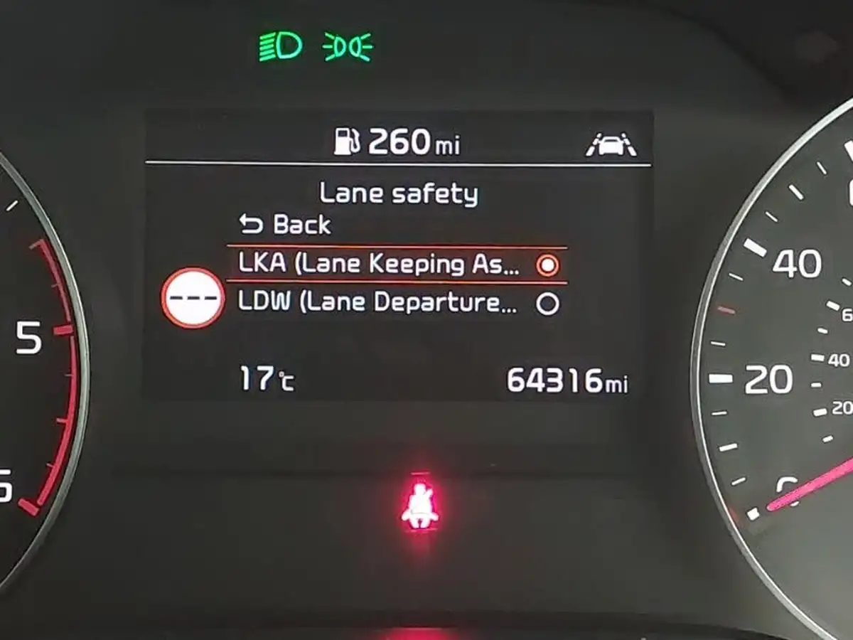 2021-kia-sportage-16crdi-3-48v-big-13