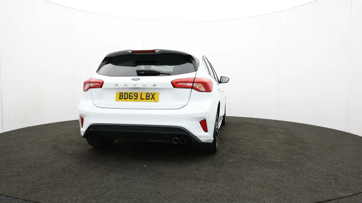2019-ford-focus-10t-st-line-x-hatchback-big-76