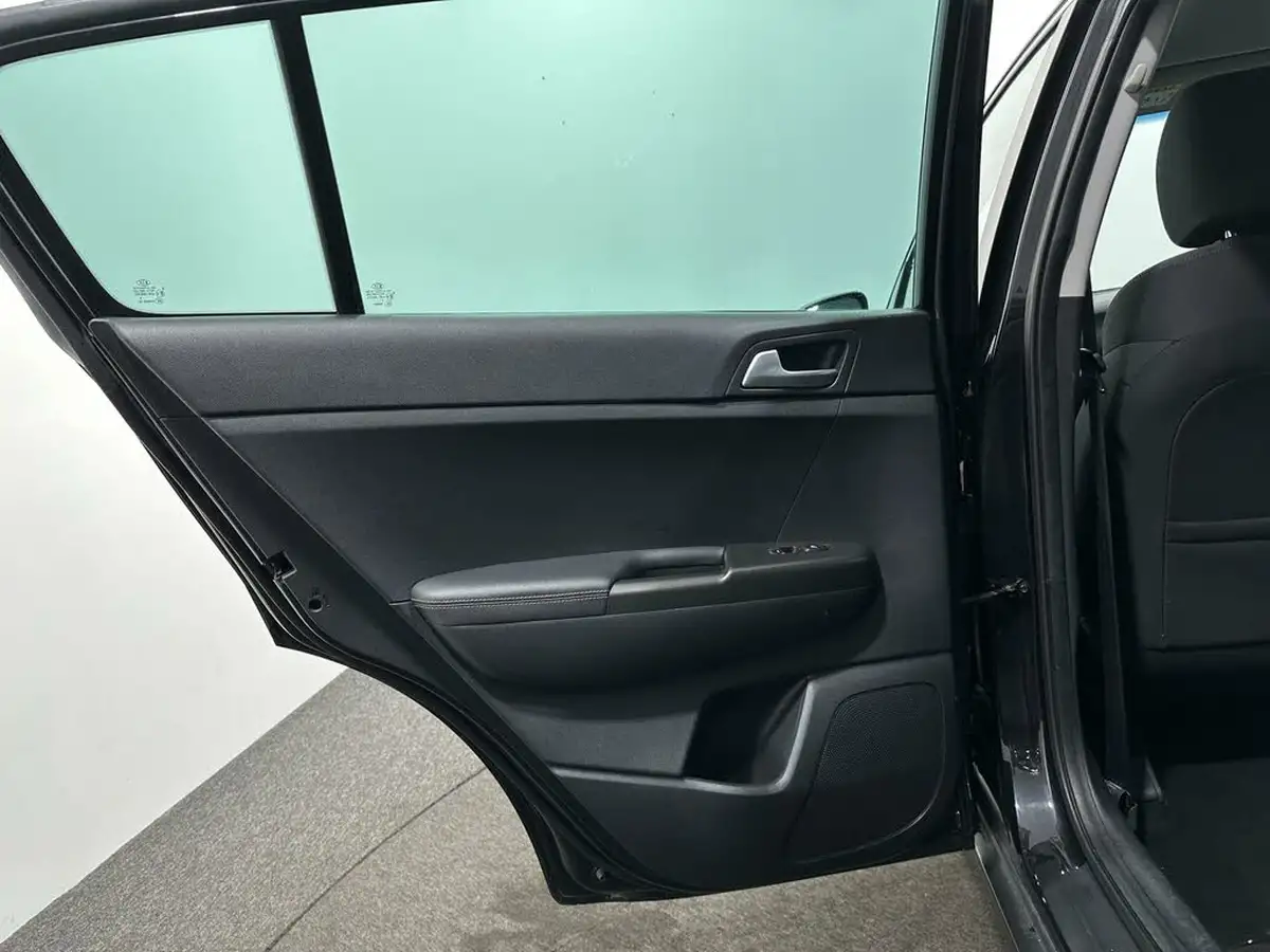 2018-kia-sportage-16-gdi-2-big-39