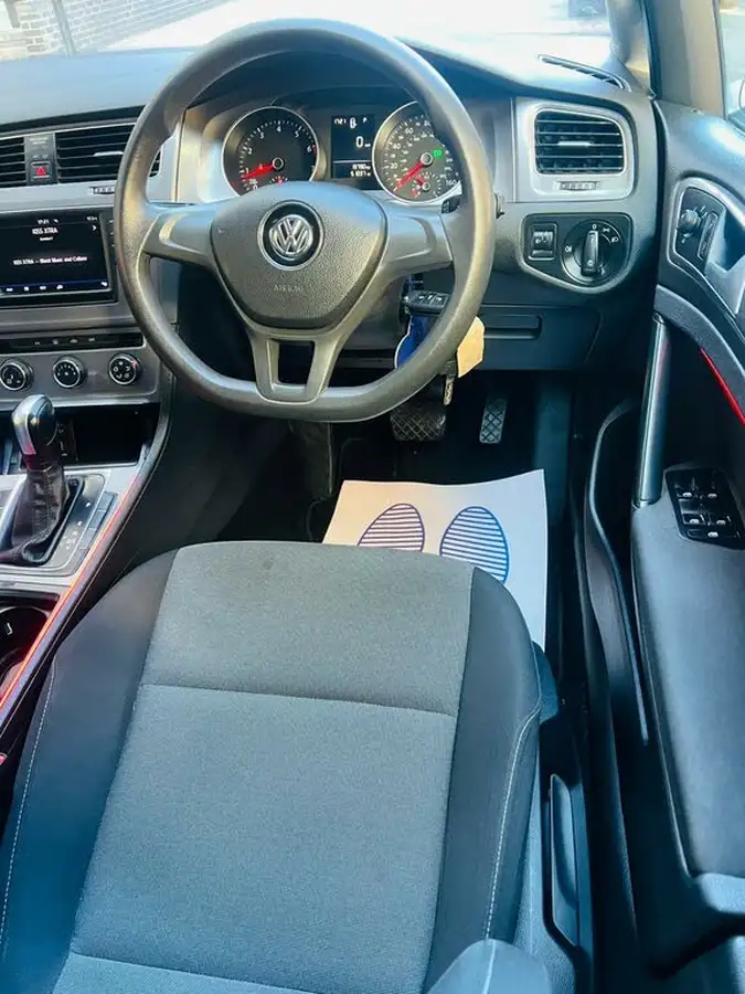 2017-volkswagen-golf-14-tsi-ss-hatchback-5d-dsg-big-11