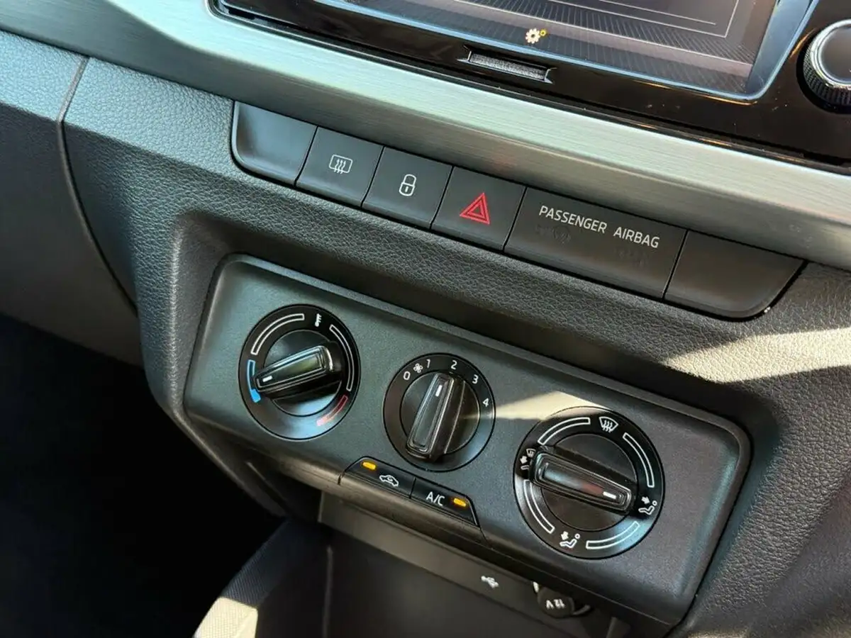 2019-skoda-fabia-10-mpi-se-75ps-ss-hatchback-big-28