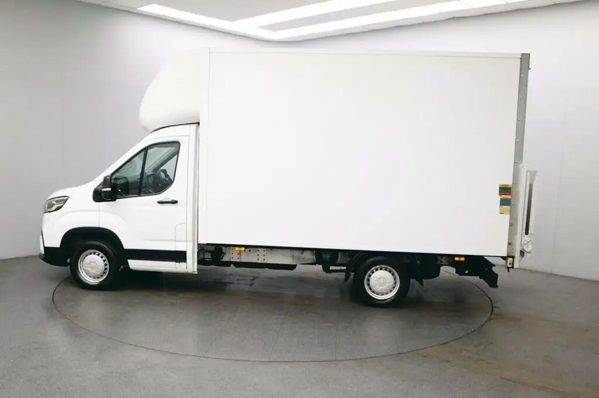 2021-maxus-deliver-9-big-3