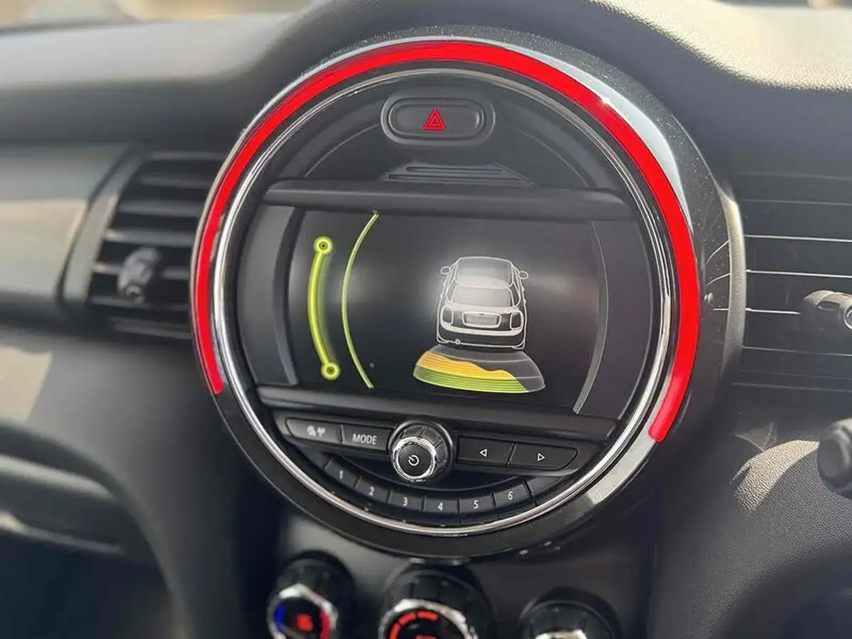 2017-mini-cooper-15-cooper-ss-hatchback-5d-auto-big-25