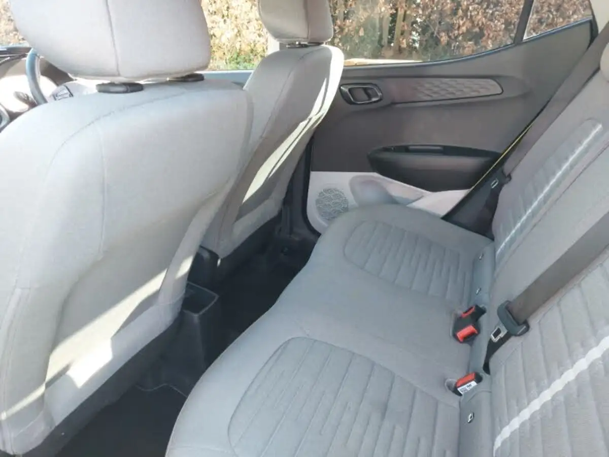 2024-hyundai-i10-10-premium-63ps-auto-big-5