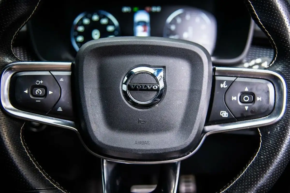 2021-volvo-xc40-15-t3-r-design-161bhp-auto-big-35