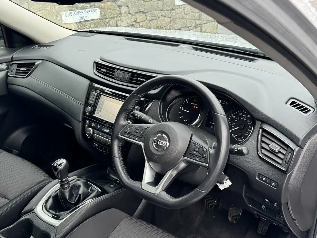 2019-nissan-x-trail-17dci-acenta-premium-7-big-5