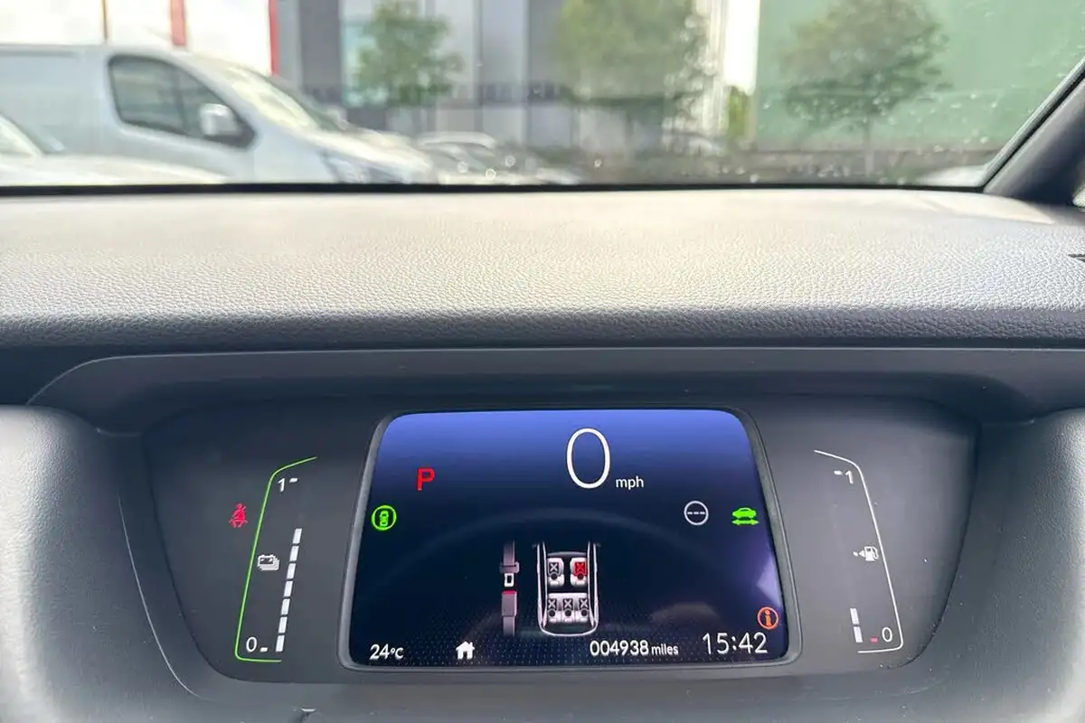 2022-honda-jazz-15-i-mmd-ex-107ps-big-10