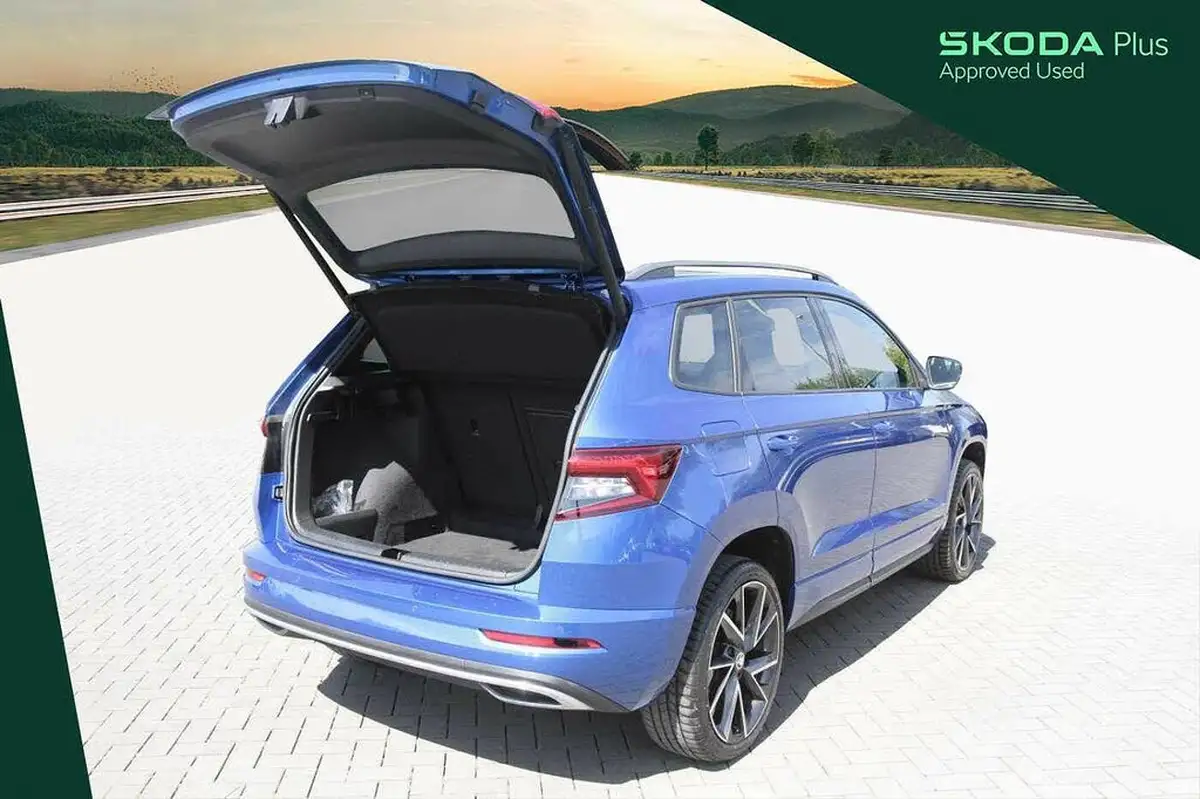 2021-skoda-karoq-15-tsi-sportline-big-11