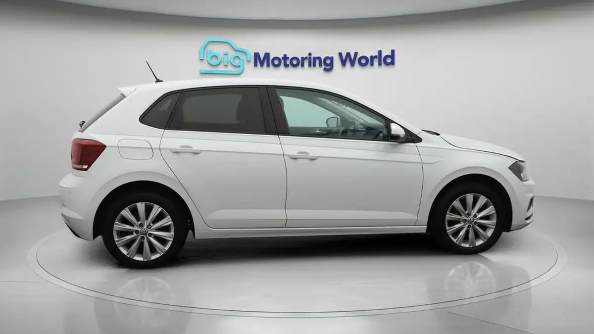 2020-volkswagen-polo-10-tsi-match-big-8