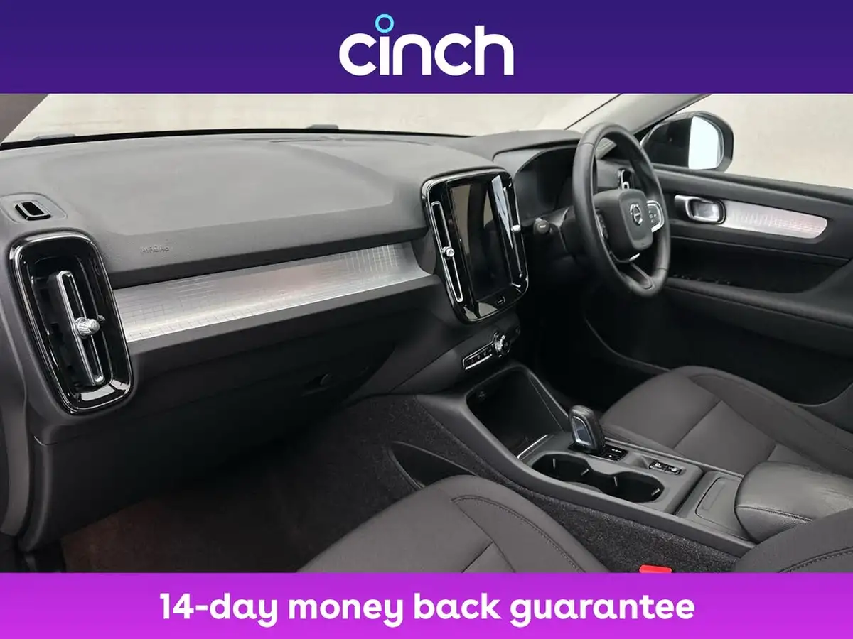 2021-volvo-xc40-15-t3-momentum-161bhp-auto-big-13