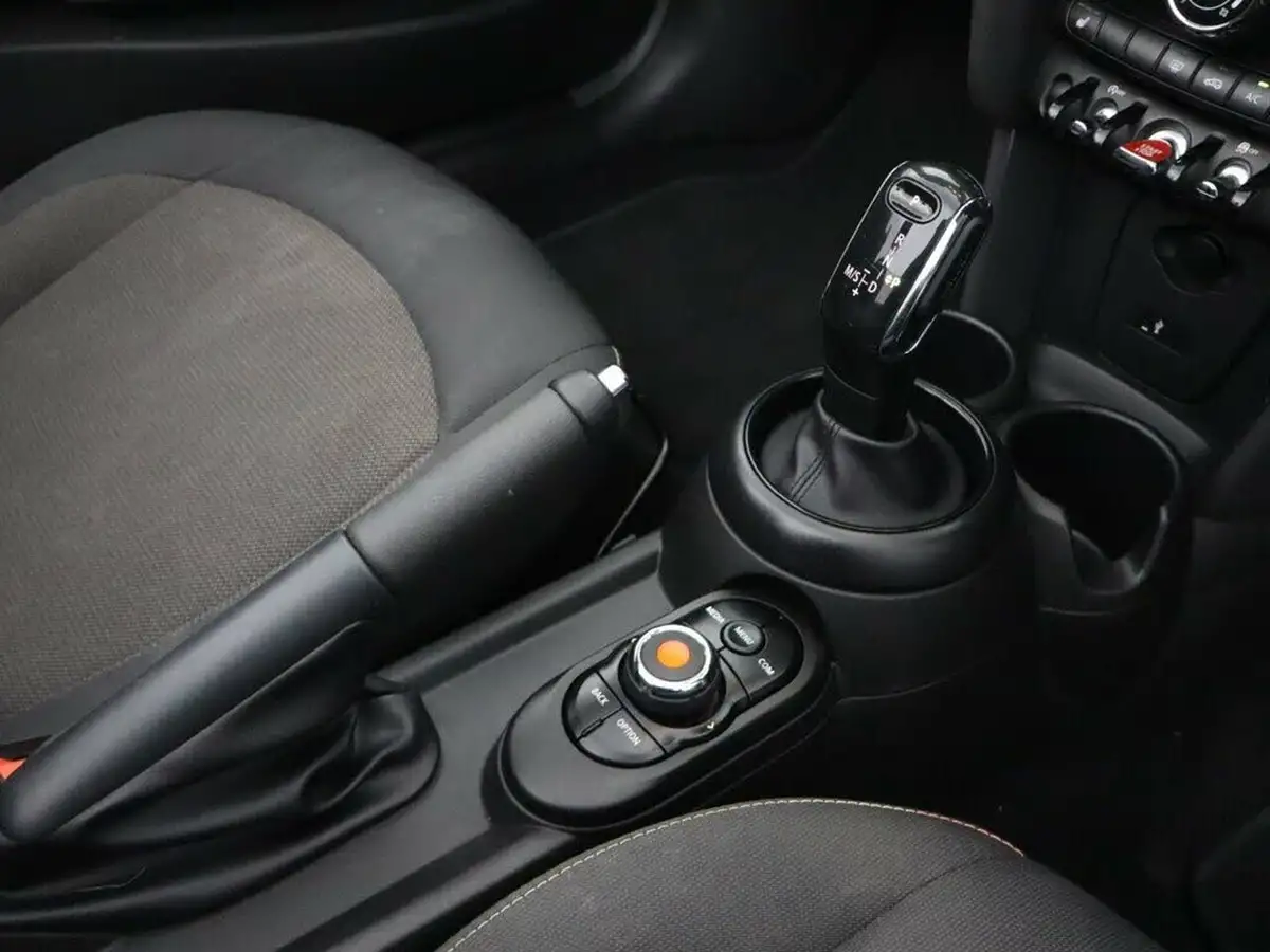 2018-mini-cooper-15-cooper-series-ii-ss-convertible-2d-auto-big-21