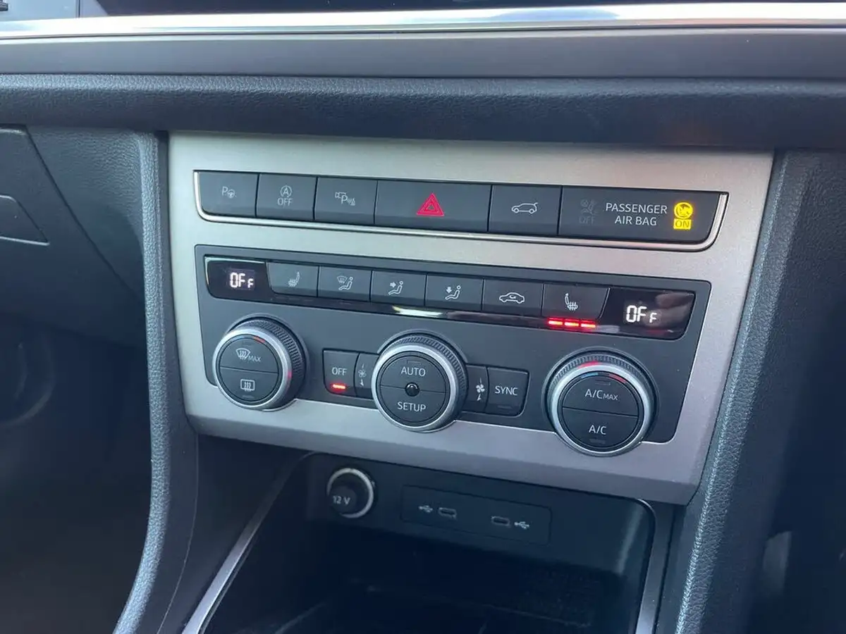 2020-seat-ateca-15-tsi-evo-xperience-lux-dsg-big-17