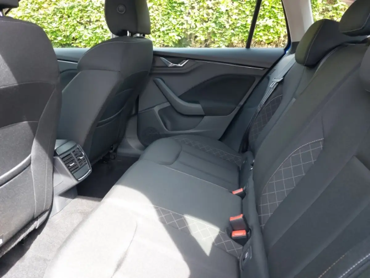 2022-skoda-scala-10-tsi-se-109ps-big-5