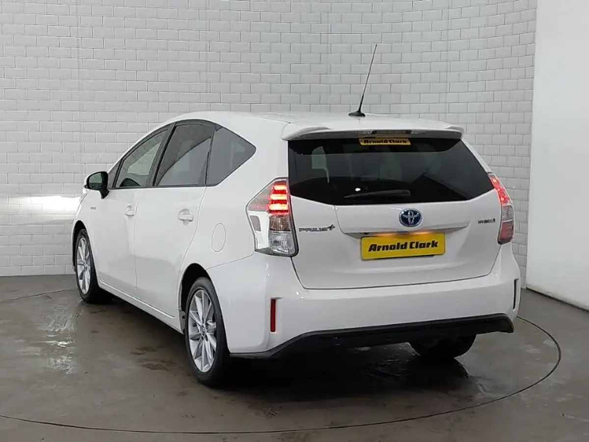 2019-toyota-prius-18-vvt-i-excel-big-1