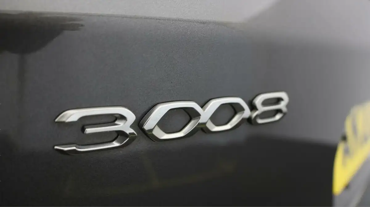 2022-peugeot-3008-suv-12-puretech-gt-premium-big-20