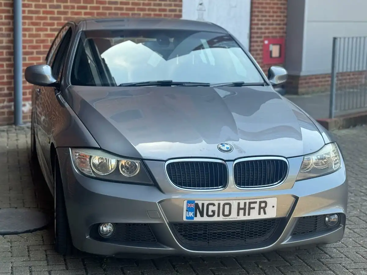 2010-bmw-3-series-20-318i-m-sport-saloon-4d-big-5