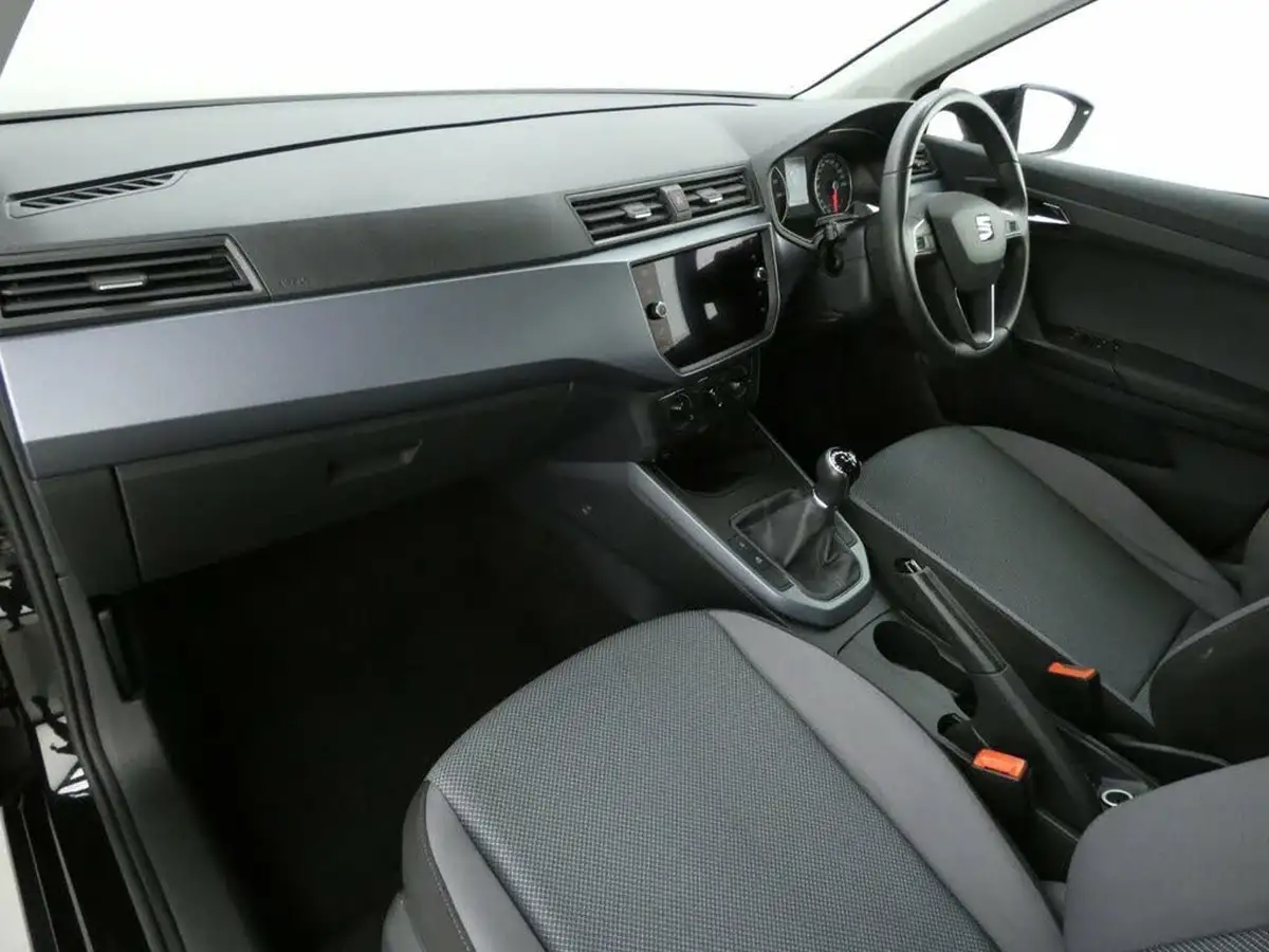 2021-seat-arona-10-tsi-se-technology-95ps-big-23
