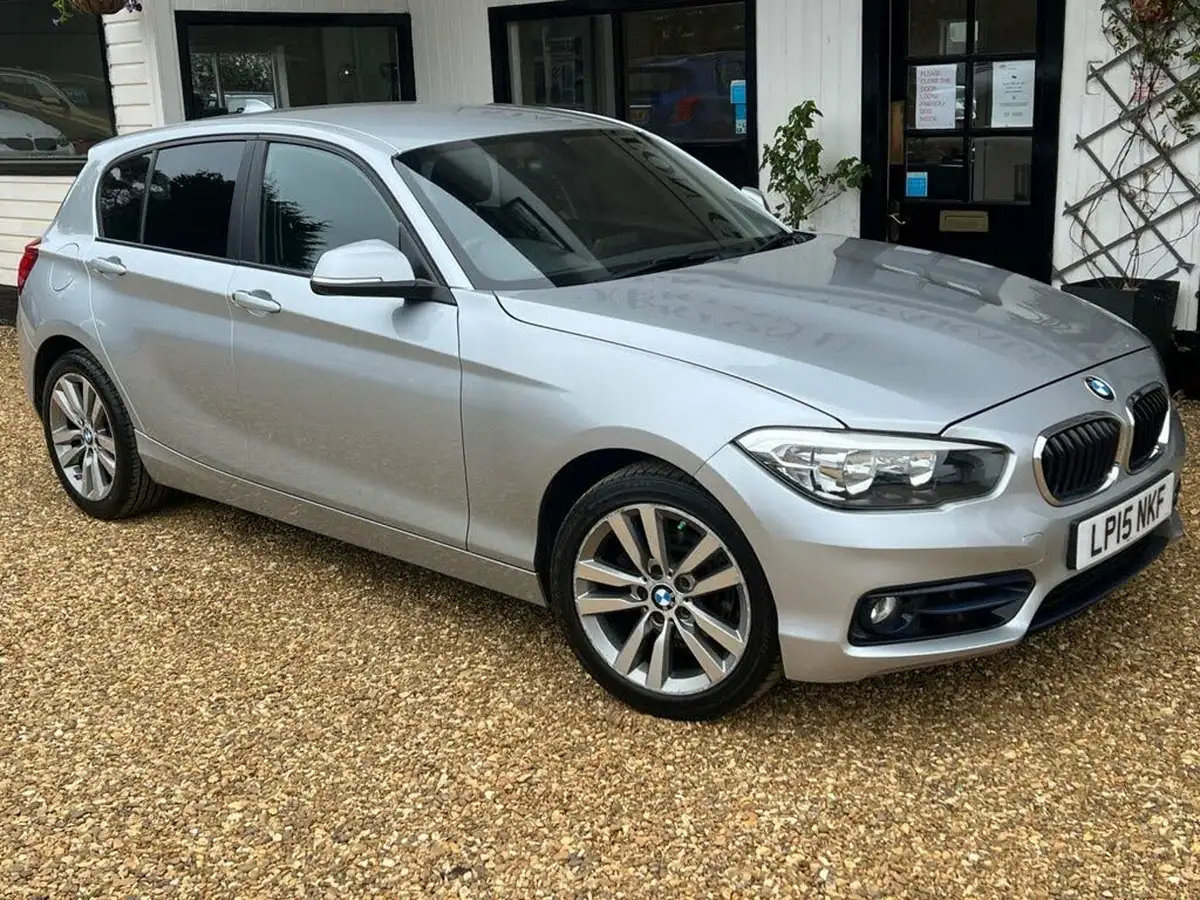 2015-bmw-1-series-16-118i-sport-136bhp-5d-auto-big-3