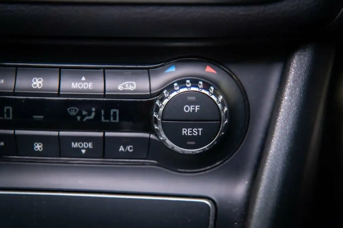 2020-mercedes-benz-gla-class-16-gla-200-amg-line-edition-plus-7g-dct-big-62