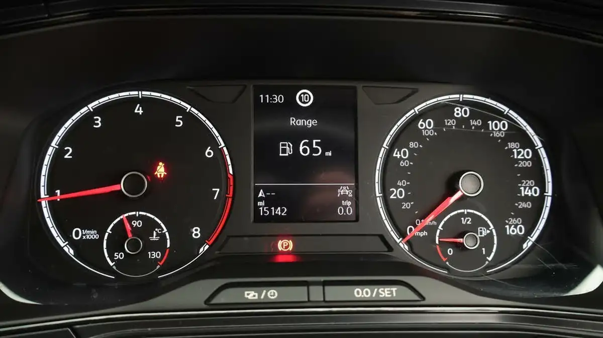 2022-volkswagen-t-cross-10-tsi-s-big-10