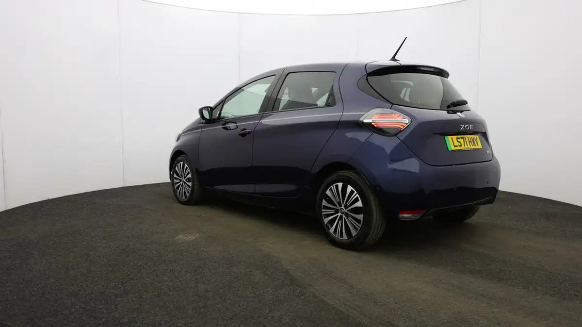 2021-renault-zoe-e-riviera-limited-edition-big-33