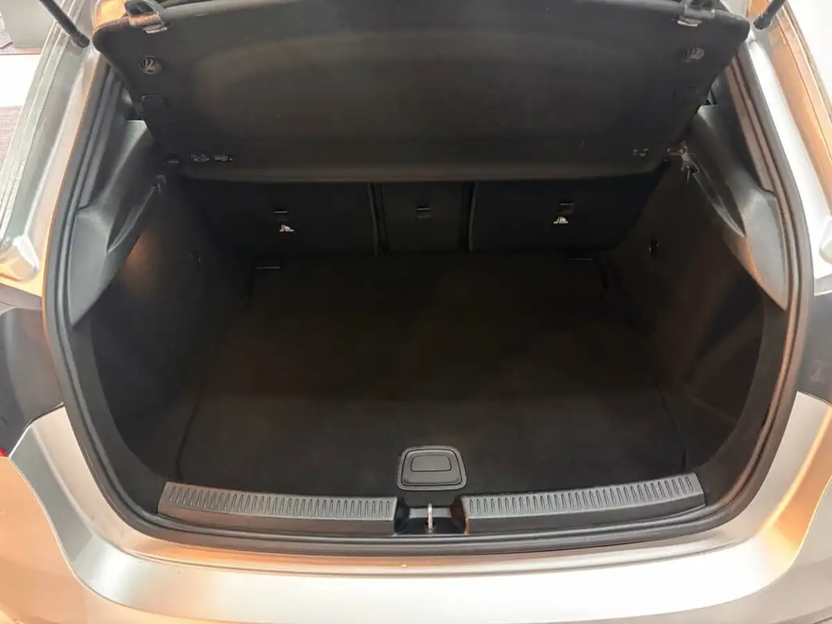 2019-mercedes-benz-a-class-15d-a180d-amg-line-hatchback-5d-7g-dct-big-17