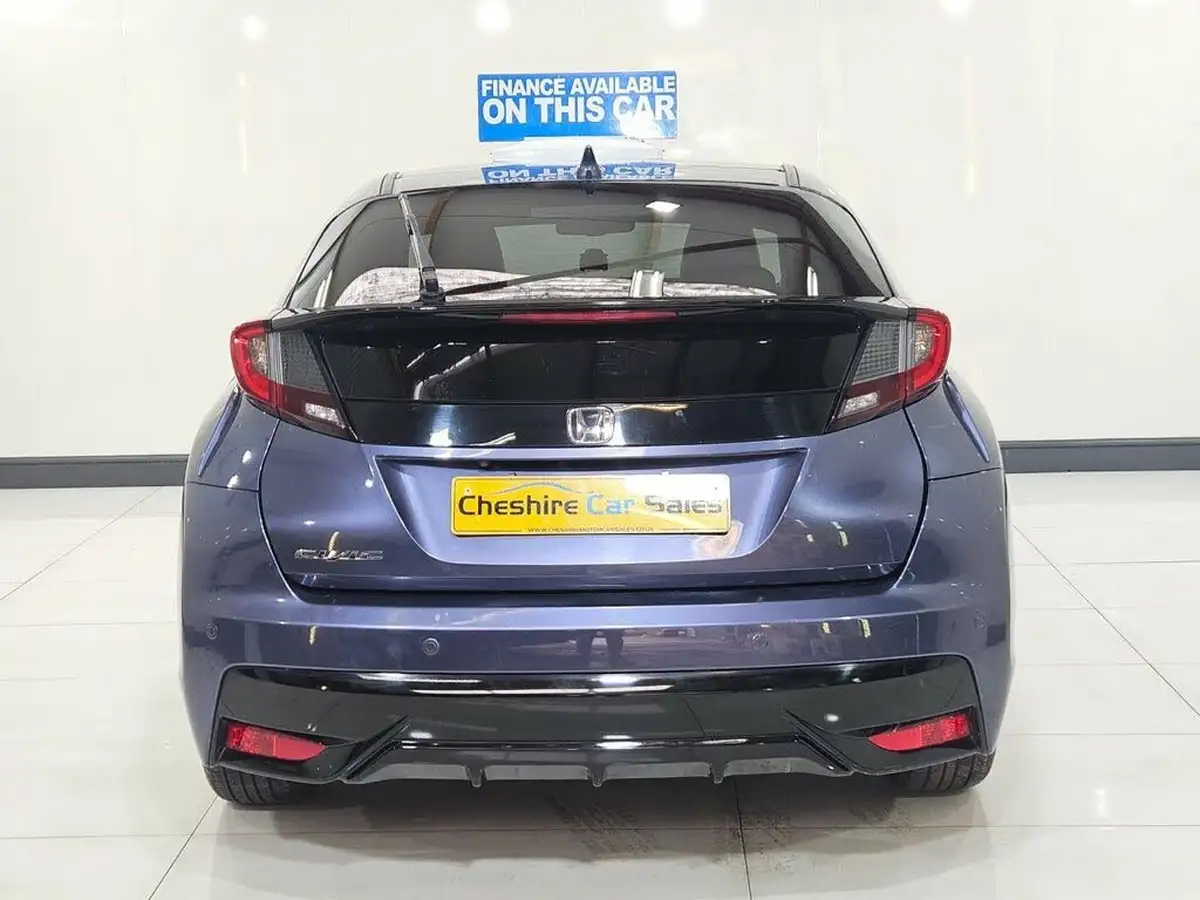 2016-honda-civic-16-i-dtec-sr-dasp-hatchback-big-10