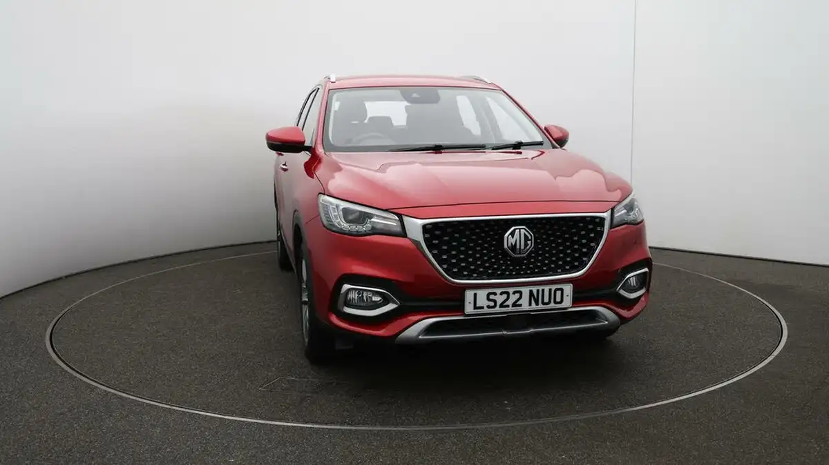 2022-mg-hs-15t-gdi-excite-162ps-dct-big-38