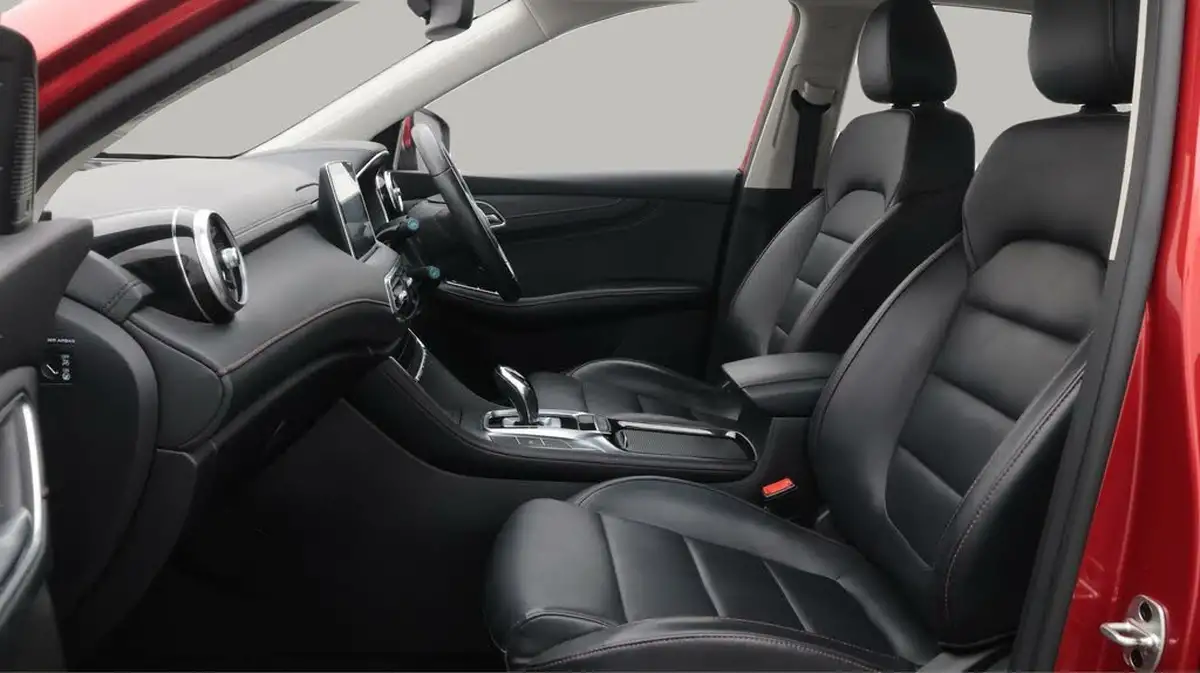 2022-mg-hs-15t-gdi-excite-162ps-dct-big-14