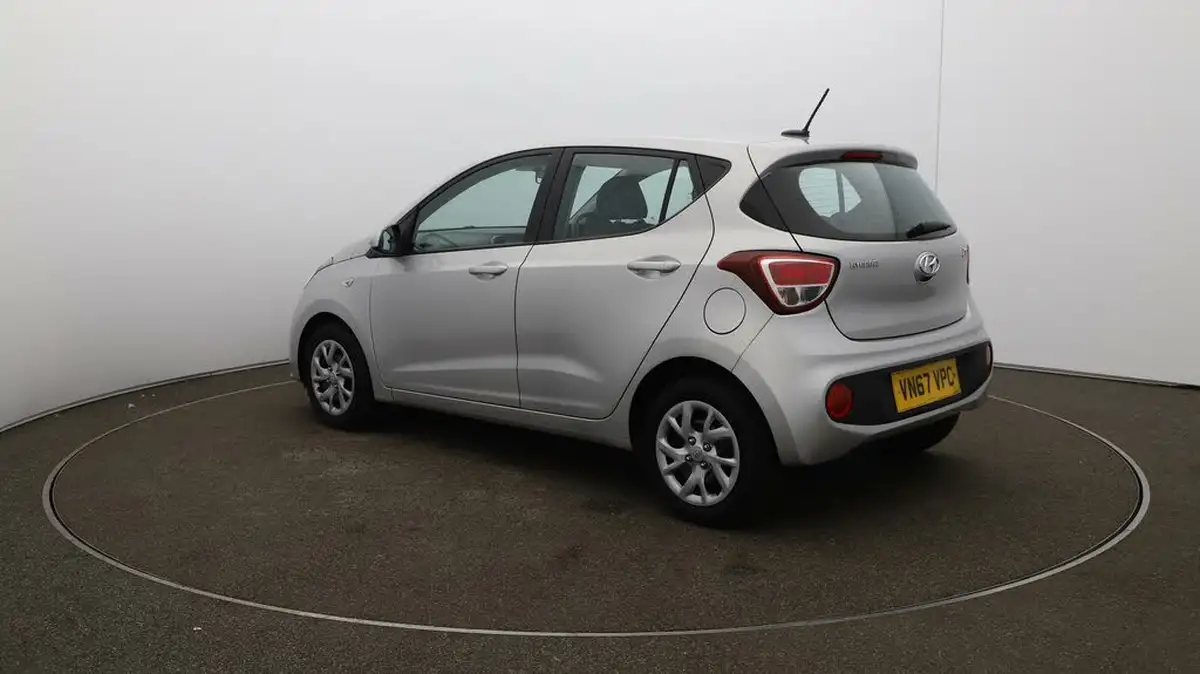 2017-hyundai-i10-12-se-big-5