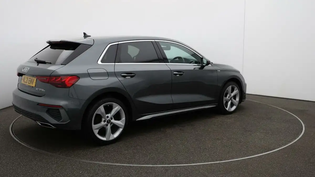 2021-audi-a3-14-40-tfsi-e-s-line-big-52