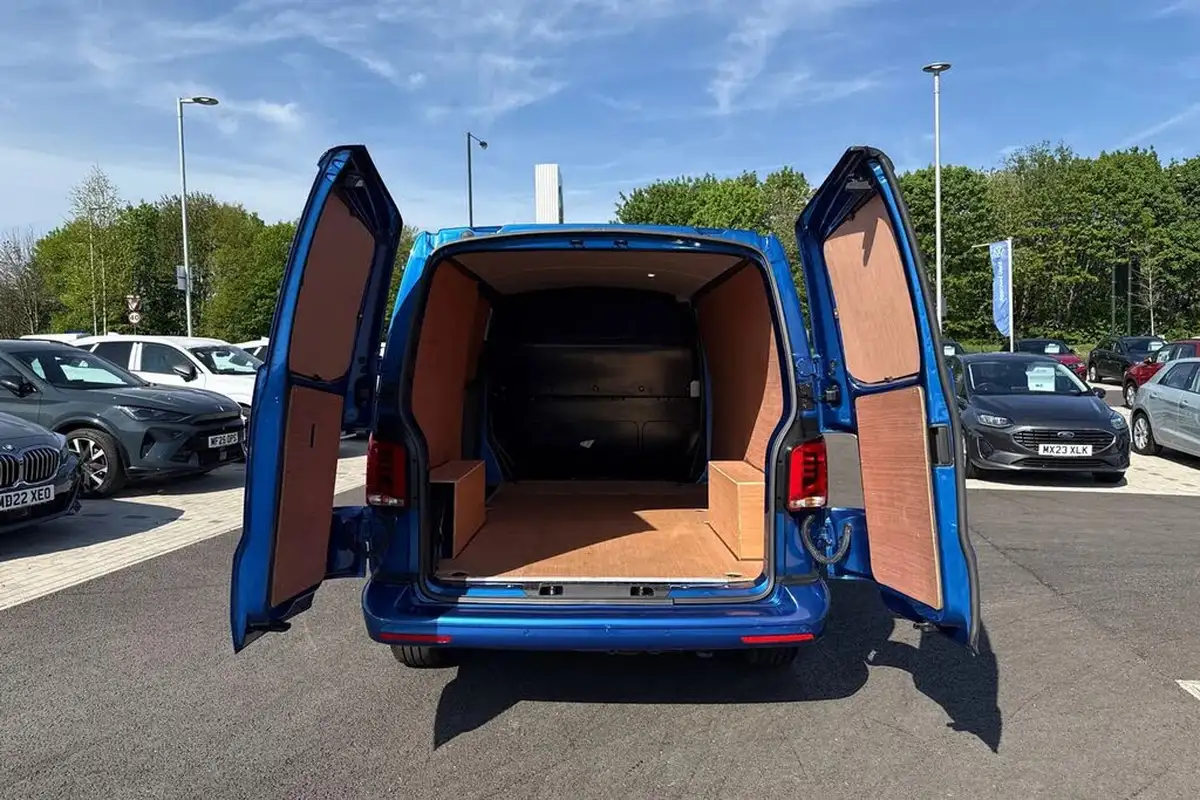 2022-volkswagen-transporter-20tdi-t30-highline-bmt-swb-150pseu6dt-e-panel-van-dsg-big-31