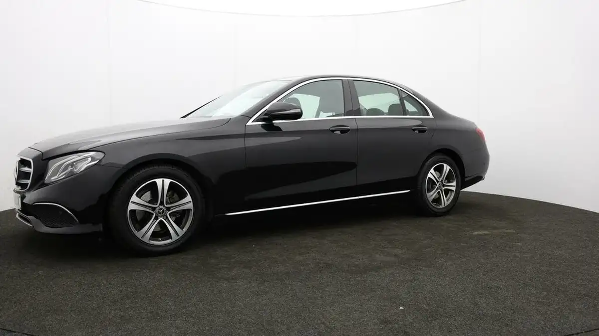 2019-mercedes-benz-e-class-20d-e220d-se-ss-saloon-4d-big-63