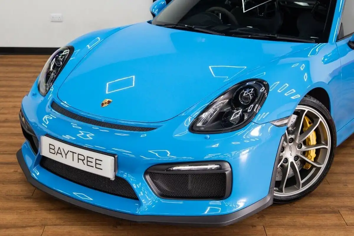 2016-porsche-cayman-38-gt4-big-8