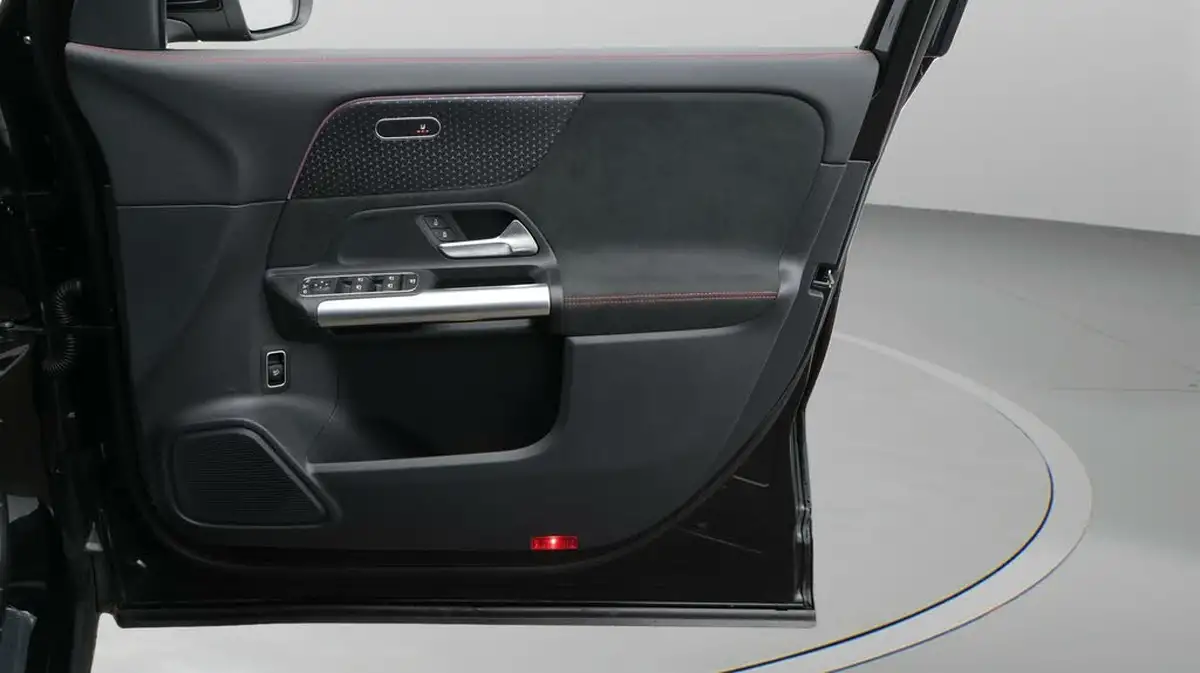 2025-mercedes-benz-eqa-e-eqa-250-amg-line-executive-big-15