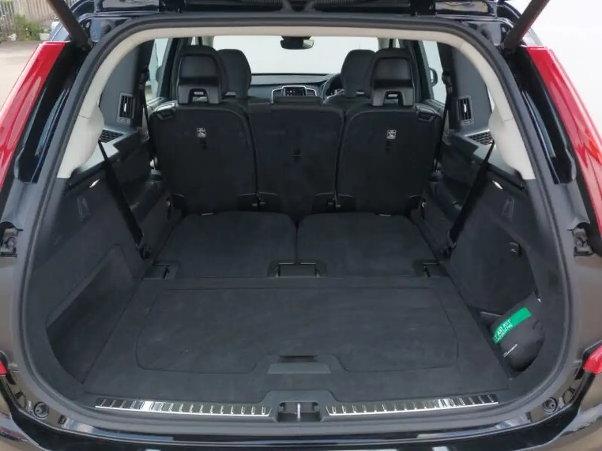 2024-volvo-xc90-20-b5-plus-big-7